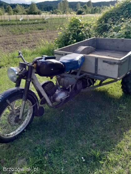 Trójkołowiec z silnikiem WSK125