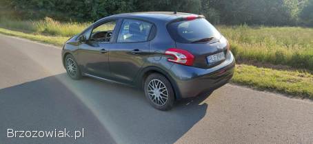 Peugeot 208 2012