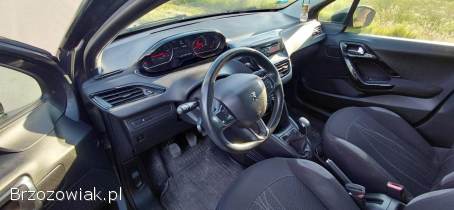 Peugeot 208 2012