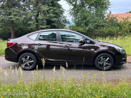 Opel Astra Polski Salon 2018