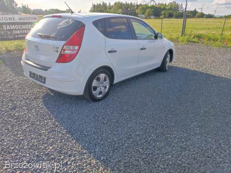 Hyundai i30 1.  4 Klima 2009