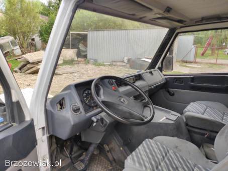 Laweta Mercedes MB100D