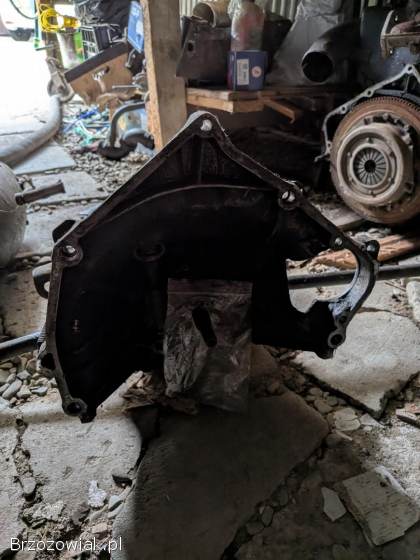 Skrzynia biegów Fiat 126p Maluch z półosiami – do remontu / na części