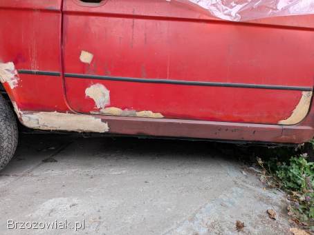Buda karoseria Fiat 126p Elegant Zdrowa Podłoga