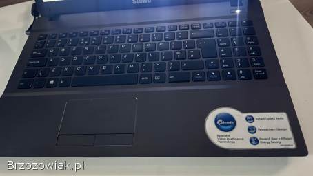 Dwa sprawne laptopy