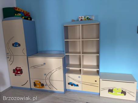 Komplet mebli do pokoju dziecięcego