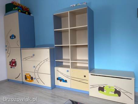 Komplet mebli do pokoju dziecięcego