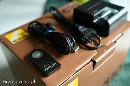 NIKON D610 FX BODY (5 tyś klatek) + akcesoria -  okazja!