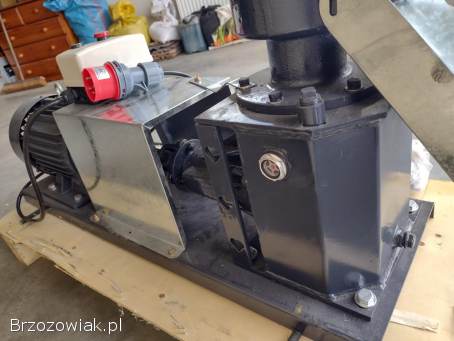 Granulator do pasz / pelletu – Model STLW-150L