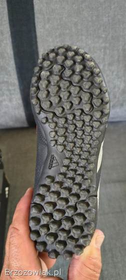 Buty piłkarskie,  korki Adidas Predator