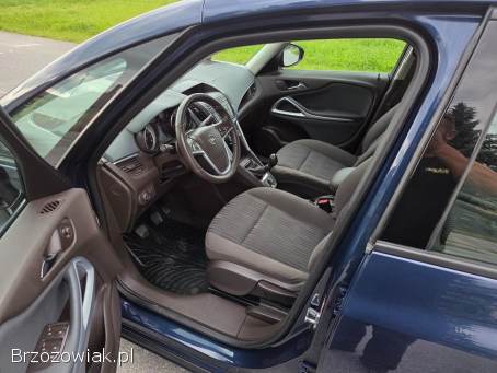Opel Zafira C 2013