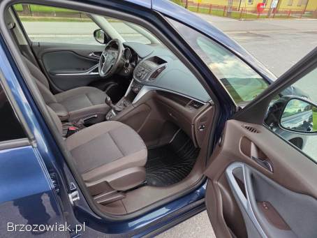 Opel Zafira C 2013