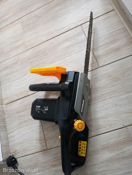Piła elektryczna łańcuchowa Titan 2000W,  40cm,  model TTL758CHN gw12m fv23
