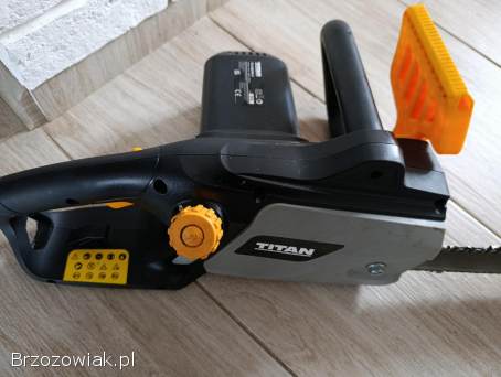 Piła elektryczna łańcuchowa Titan 2000W,  40cm,  model TTL758CHN gw12m fv23