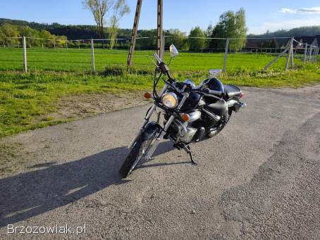 Suzuki Intruder 2005