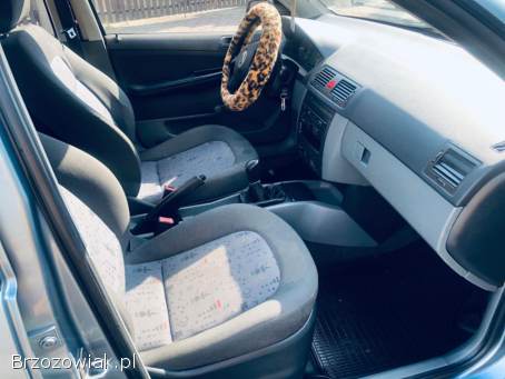 Škoda Fabia 1.  2HTP / 64KM  2003
