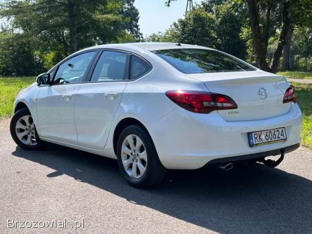 Opel Astra Polski Salon 2018