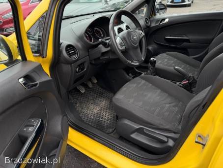 Opel Corsa 1.  2i16v EcoFLEX  2011