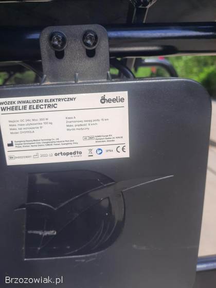 Wózek inwalidzki elektrycznie sterowany