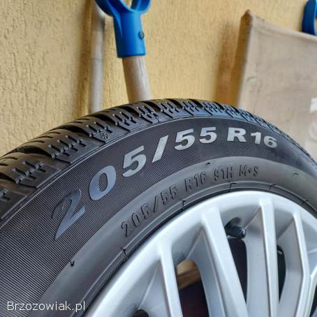 Oryginalne Alufelgi AUDI 16 5x112 Skoda/Seat/Volkswagen Opony PIRELLI