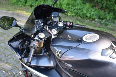 Yamaha R1 RN12 2004