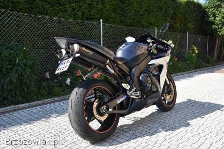 Yamaha R1 RN12 2004
