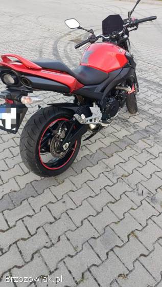 Suzuki GSR 2009