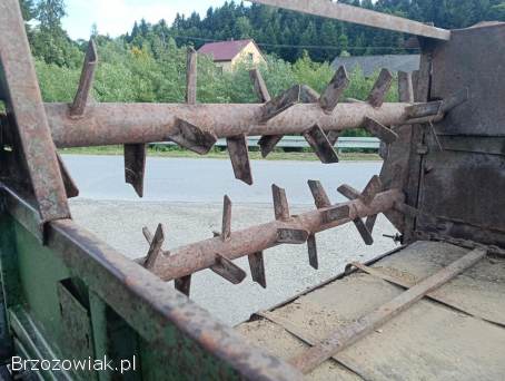 Rozrzutnik Jednoosiowy Ursus C330 /C360 Zdrowy Transport
