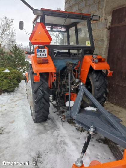Ursus 3512