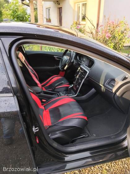 Volvo V40 D2 2017