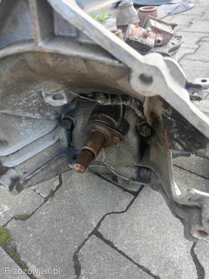 Fiat 126p skrzynia z piastami
