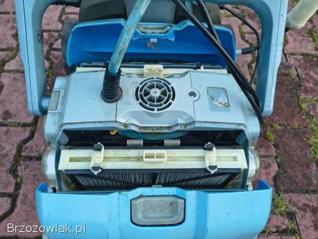Dolphin Supreme M5 -  odkurzacz do basenu,