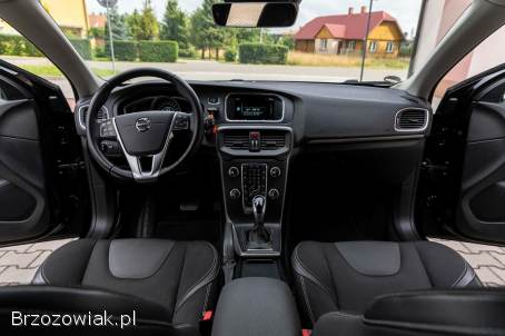 Volvo V40 2016