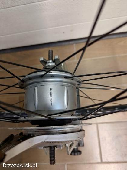 Koło 28 Shimano Nexus 8 hulec rolkowy 36 szprych wycentrowane czarne SG-8R31