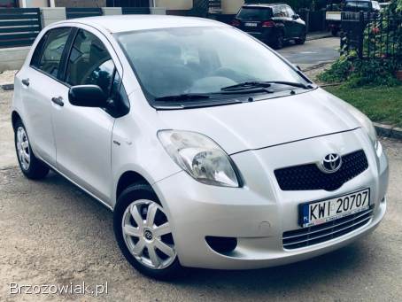 Toyota Yaris SREBRO / DIESEL 2006
