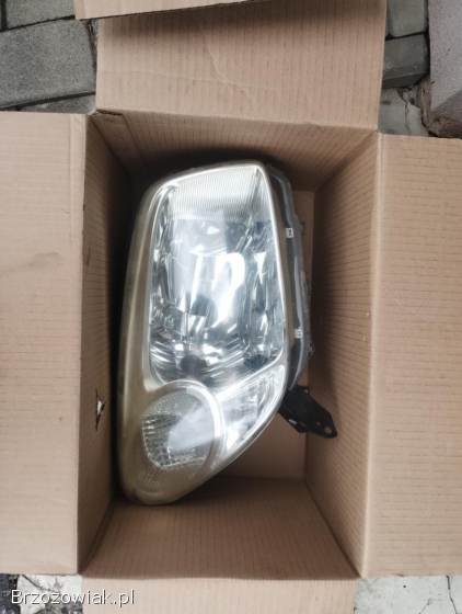 Lampy przód Toyota RAV4