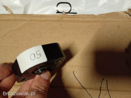 Podkładka izolator pompy paliwa Fiat 126p -  nowe