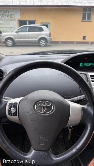 Toyota Yaris 2 2006