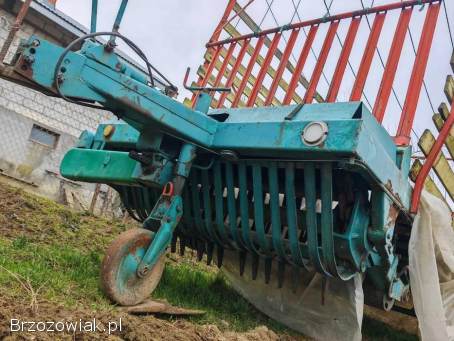 Przyczepa samozbierająca Steyr Hamster 804 Typ.  804.  18.  3182 rok 1973