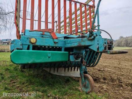 Przyczepa samozbierająca Steyr Hamster 804 Typ.  804.  18.  3182 rok 1973