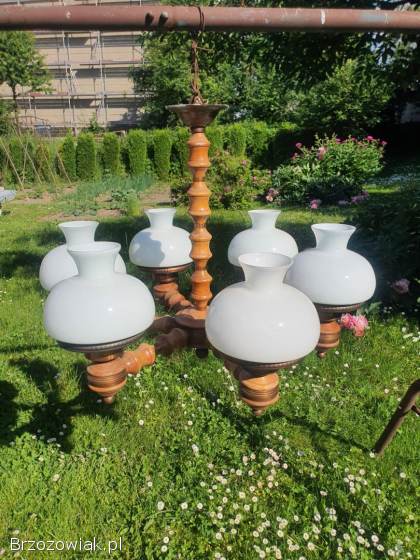 Żyrandol drewniany