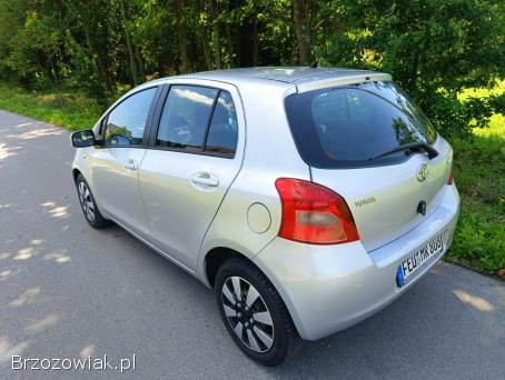 Toyota Yaris 1.  3 benzyna  2008