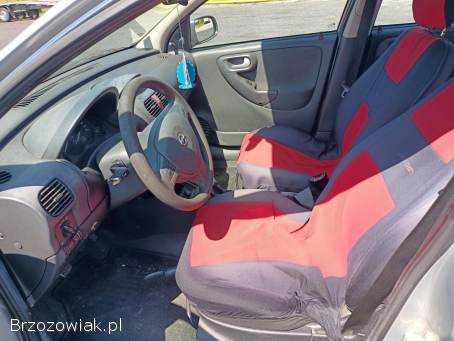 Opel Corsa 1.  2 2004