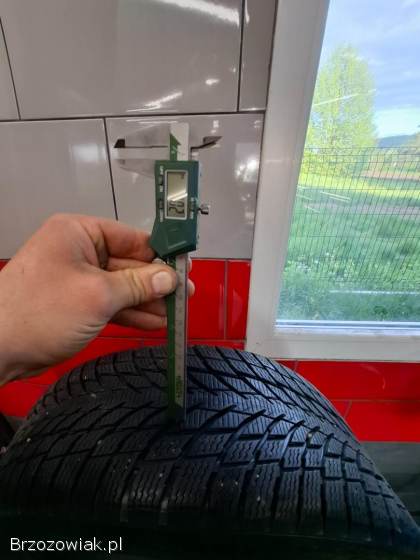 Opony zimowe nokian 235/45 -  17