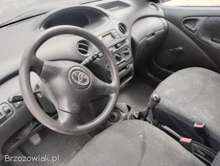 Toyota Yaris 2005